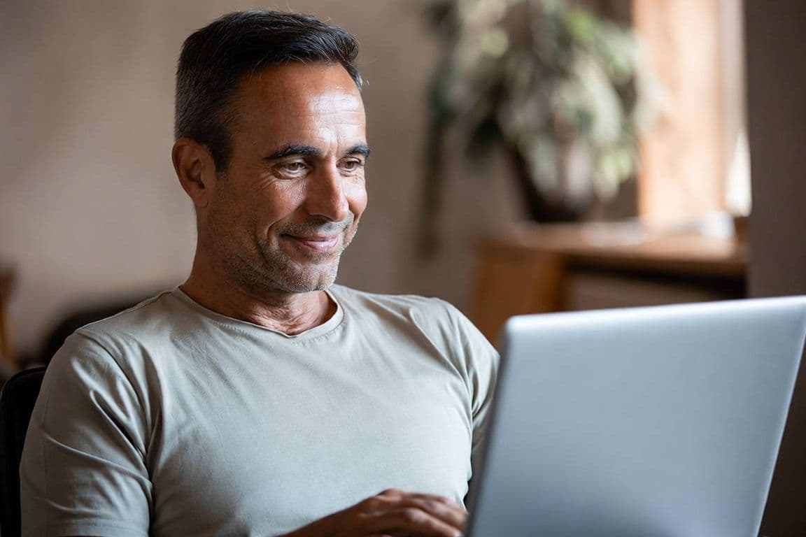 Homme consultation en ligne pour un bilan hormonal Homme consultation en ligne pour un bilan hormonal